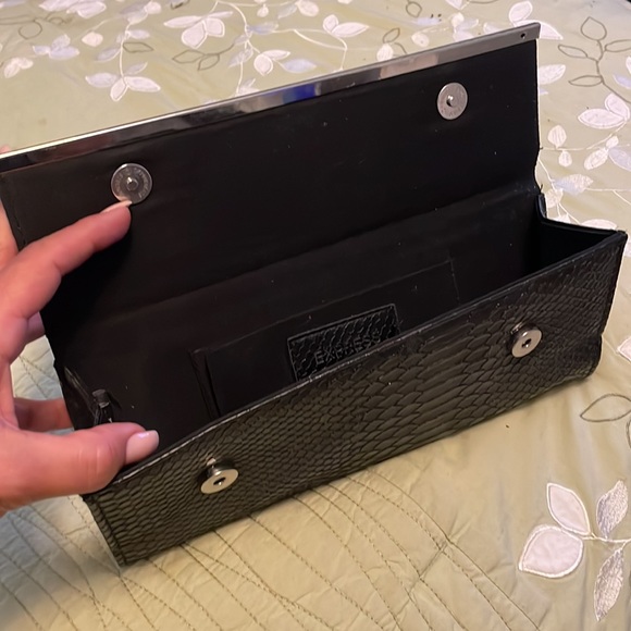 Express Black Faux Croc Leather Clutch Envelope Flap - Picture 4 of 9